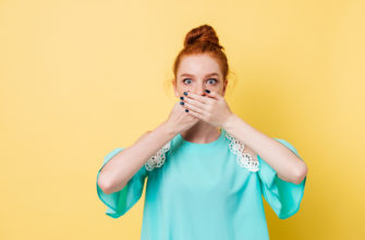 Пять неочевидных причин неприятного запаха изо рта.