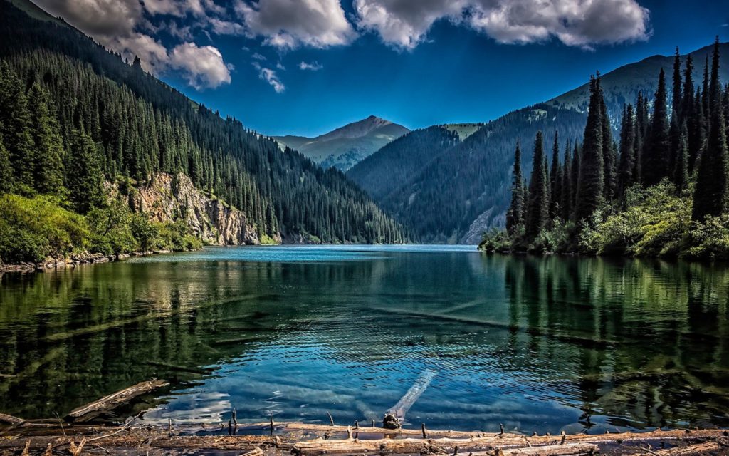 Казахстан. Кольсайские озера