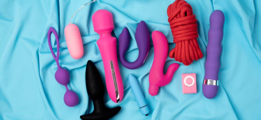 Секс-игрушка застряла во влагалище – что делать?